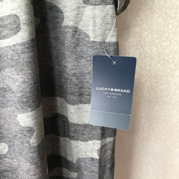 Lucky Brand, Short Sleeve Tees  Top  Size : L - Picture 5 of 5
